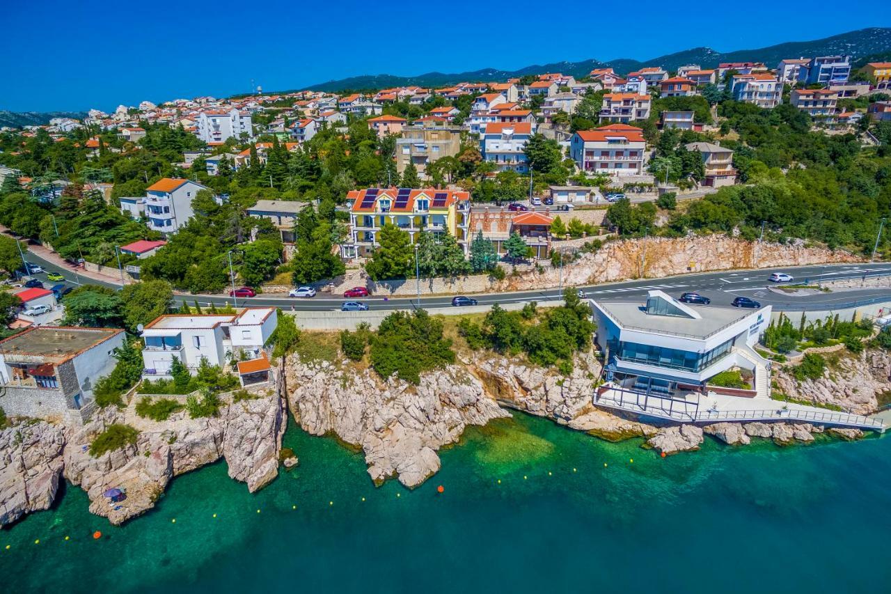 Palace Paulina Luxury Residence Novi Vinodolski Buitenkant foto