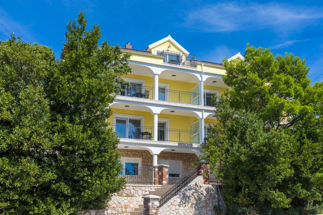 Palace Paulina Luxury Residence Novi Vinodolski Buitenkant foto