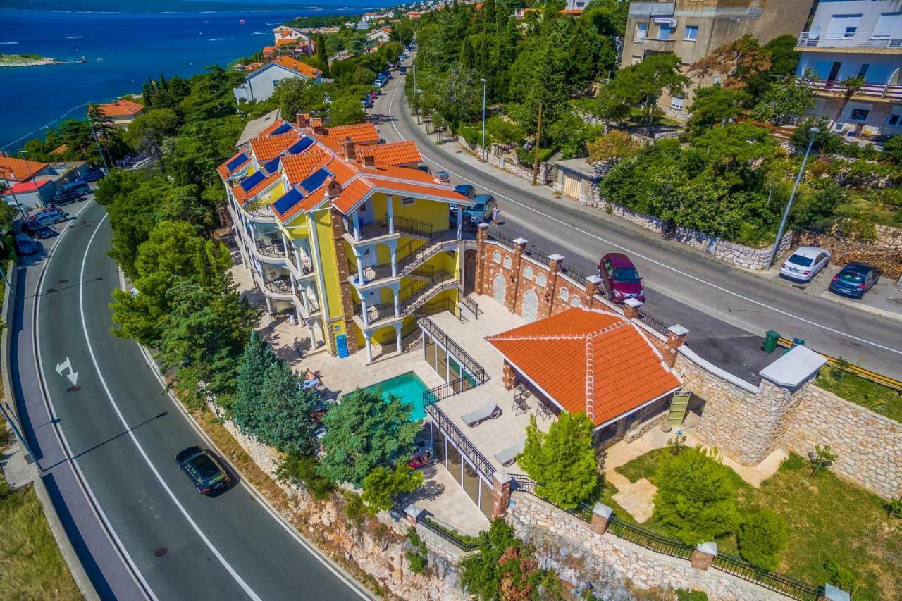 Palace Paulina Luxury Residence Novi Vinodolski Buitenkant foto