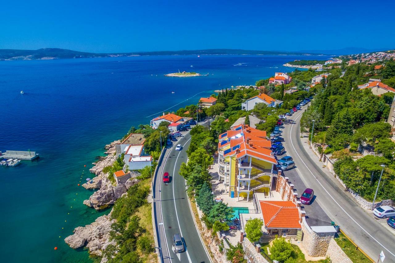 Palace Paulina Luxury Residence Novi Vinodolski Buitenkant foto