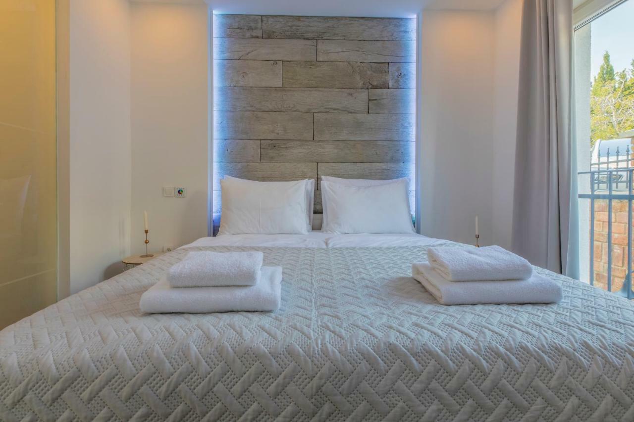 Palace Paulina Luxury Residence Novi Vinodolski Buitenkant foto